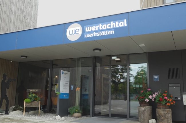 Wertachtal_Werkstaetten Wertachtal Werkstätten Eingang Firmengebäude
